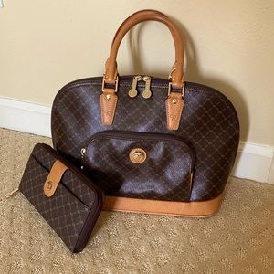 Rioni hand bag with shoulder strap and matching clutch